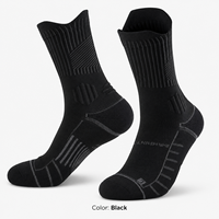 Chaussettes de sport haute performance avec logo personnalisé, chaussettes de basketball à poils épais, chaussettes de compression sportives parfaites pour l'entraînement en équipe