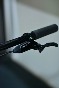 Bicicletta da Montagna MCELO T800 in Fibra di Carbonio EVO2 - 12 Velocità, Freni a Disco da 29 Pollici, Pneumatici da <span class=keywords><strong>2</strong></span>,1 Pollici, Forcella Anteriore ROCKSHOX Judy a Pressione d'Aria - Product Image 5