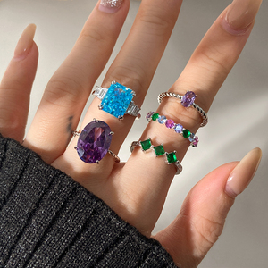 Bague Éternité Multicolore en Plaqué Or avec Zircon Cubique et Cristaux Arc-en-ciel pour Femme - Product Image 5