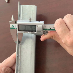 G90 dòng bài, bưu chính chủ 6-12 chân hình chữ U thép hàng rào bài, được sử dụng cho hàng rào gỗ và cấu trúc lưới - Product Image 3