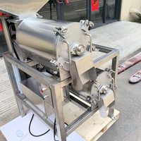 Tomatenpulp-extractiemachine met motor & motorblok, voedselveilig 304 roestvrij staal voor tomatensaus- en fruitpuree productielijn