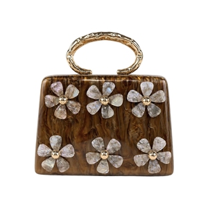 Sac de soirée élégant en acrylique 3D floral avec poignée supérieure, pochette en acrylique marbré pour rendez-vous, voyages et soirées en jardin - Product Image 3