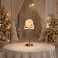 Lámpara de Mesa LED Ambiental Recargable Inalámbrica con Control Táctil y Pantalla de Tela Plisada con Diseño Floral Vintage Francés