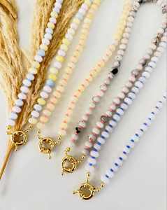 قلادة متعددة الألوان من الأحجار الطبيعية، قلادة خرز بسيطة من الأحجار الطبيعية المختلطة، قلادة شوكر مضادة للحساسية، لا تفقد بريقها، مقاومة للماء. - Product Image 6