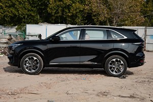 Veicolo usato a benzina <span class=keywords><strong>auto</strong></span> di <span class=keywords><strong>piccole</strong></span> <span class=keywords><strong>dimensioni</strong></span> SUV Changan CS75 Plus 1.5T 192Hp FWD Changan CS75 Plus <span class=keywords><strong>auto</strong></span> - Product Image 4