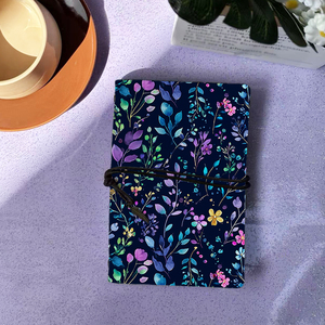 Cuaderno A6, una necesidad para la información de Medicamentos de los estudiantes de Farmacia y notas de dosificación <span class=keywords><strong>con</strong></span> flores, <span class=keywords><strong>hojas</strong></span>, ramas, patrón de <span class=keywords><strong>puntos</strong></span> <span class=keywords><strong>en</strong></span> - Product Image 1