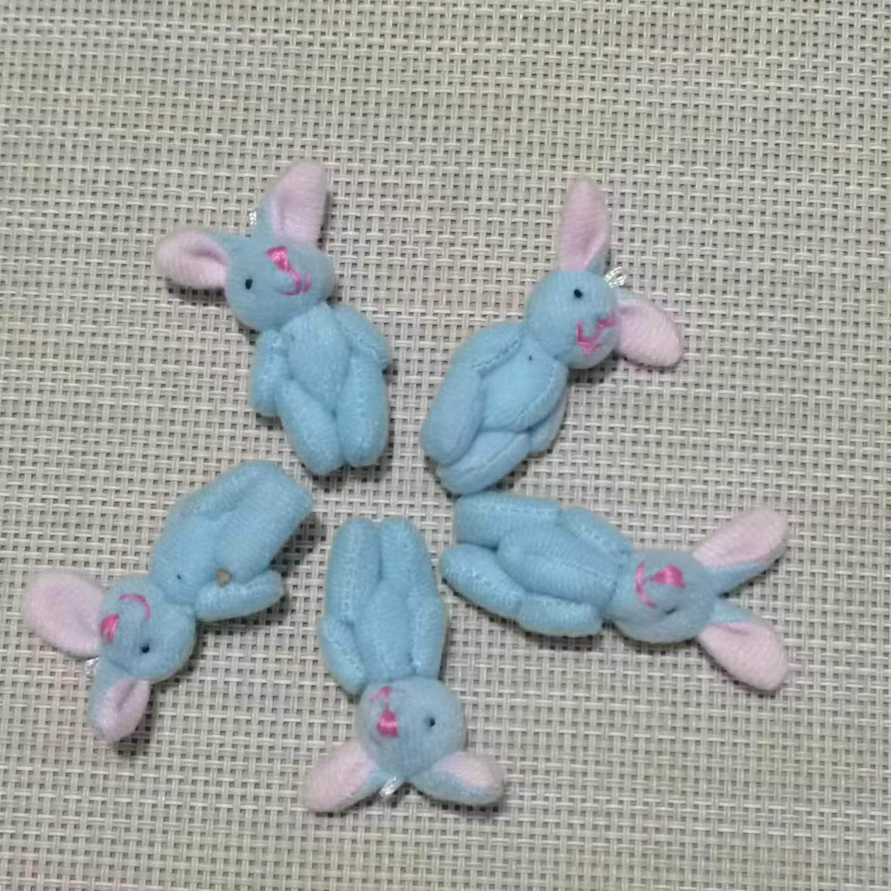 Lapin en tissu de laine bleu 45cm
