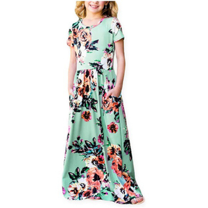 Vestido largo informal de verano para niñas mayores, con estampado floral azul marino, cuello redondo y bolsillos. - Product Image 2