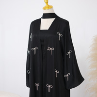 Robe de soirée modeste de luxe Sharut Dubai Abaya pour femmes musulmanes, robe Abaya en satin scintillant avec strass papillon et ensemble de robe intérieure