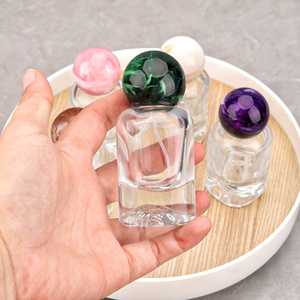 New Arrivals Circular 30ml 50ml 100ml Fine <b>Mist</b> Spray Parfum Perfume <b>Bottle</b> Luxury Perfume Glass <b>Bottles</b> With Resin Lid - Product Image 4