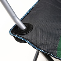 Chaise de camping pliante rembourrée, robuste, capacité de charge de 150 kg, chaise de plage en Oxford 600D avec accoudoirs, coussin épais pour la pêche, le pique-nique, le jardin