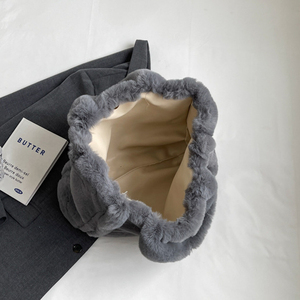 Women's Fluffy Teddy Shoulder <strong>Bags</strong> Wholesale Winter Plush Tote <strong>Bags</strong> Faux Fur Ladies Handbags - Product Image 6