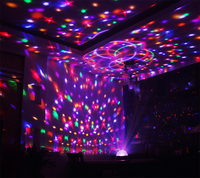 Lumière magique de boule de disco de cristal de 6 couleurs LED avec les lumières de scène de fête du DJ KTV de stroboscope de la télécommande MP3