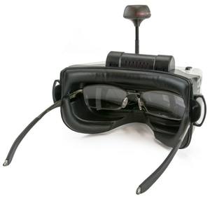 نظارات مسح pv FatShark عالية الدقة شاشة محمولة على الرأس للسفر بدون طيار الطيارين صورة عالية الوضوح نظارات فيديو محمولة - Product Image 3