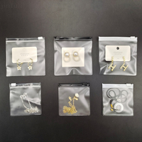Sacs à poussière personnalisés en plastique transparent givré avec fermeture éclair pour bijoux Petits sacs d'emballage pour bijoux Pochette à bijoux en PVC avec logo