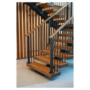 Escalera Recta de Lujo Prima, Escalera de Acero con Revestimiento de Mármol, Escalera Estilizada y Robusta - Product Image 4