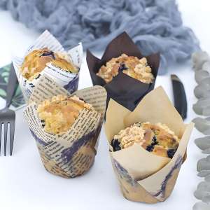 Doublures jetables de <span class=keywords><strong>cupcake</strong></span> tulipe blanche brune 40gsm tasses de cuisson en papier double face pour la cuisson des pâtisseries utiliser l'industrie alimentaire du pain - Product Image 4