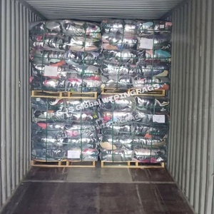 Trapos de algodón de colores mixtos reutilizados por el fabricante, trapos de camiseta industriales para limpieza - Product Image 1