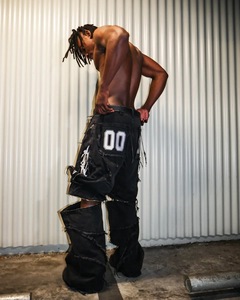 <span class=keywords><strong>Pantalon</strong></span> Décontracté <span class=keywords><strong>Streetwear</strong></span> à Jambes Larges en Jean <span class=keywords><strong>Noir</strong></span> Grunge Y2K avec Fermeture Éclair et Bord en Fourrure de Haute Qualité pour Hommes - Product Image 2