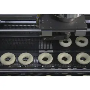 Mesin cetakan donat komersial mesin pembuat donat untuk lini produksi donat industri besar