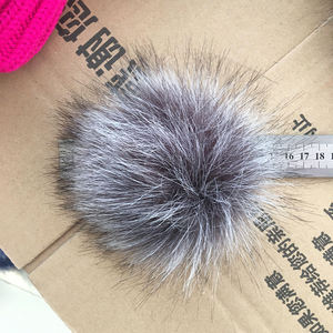Vendita calda della fabbrica all'ingrosso pelosa palla di pelliccia sintetica con fibbia cappello superiore decorazione pompon imitazione pelliccia di procione <span class=keywords><strong>volpe</strong></span> - Product Image 4
