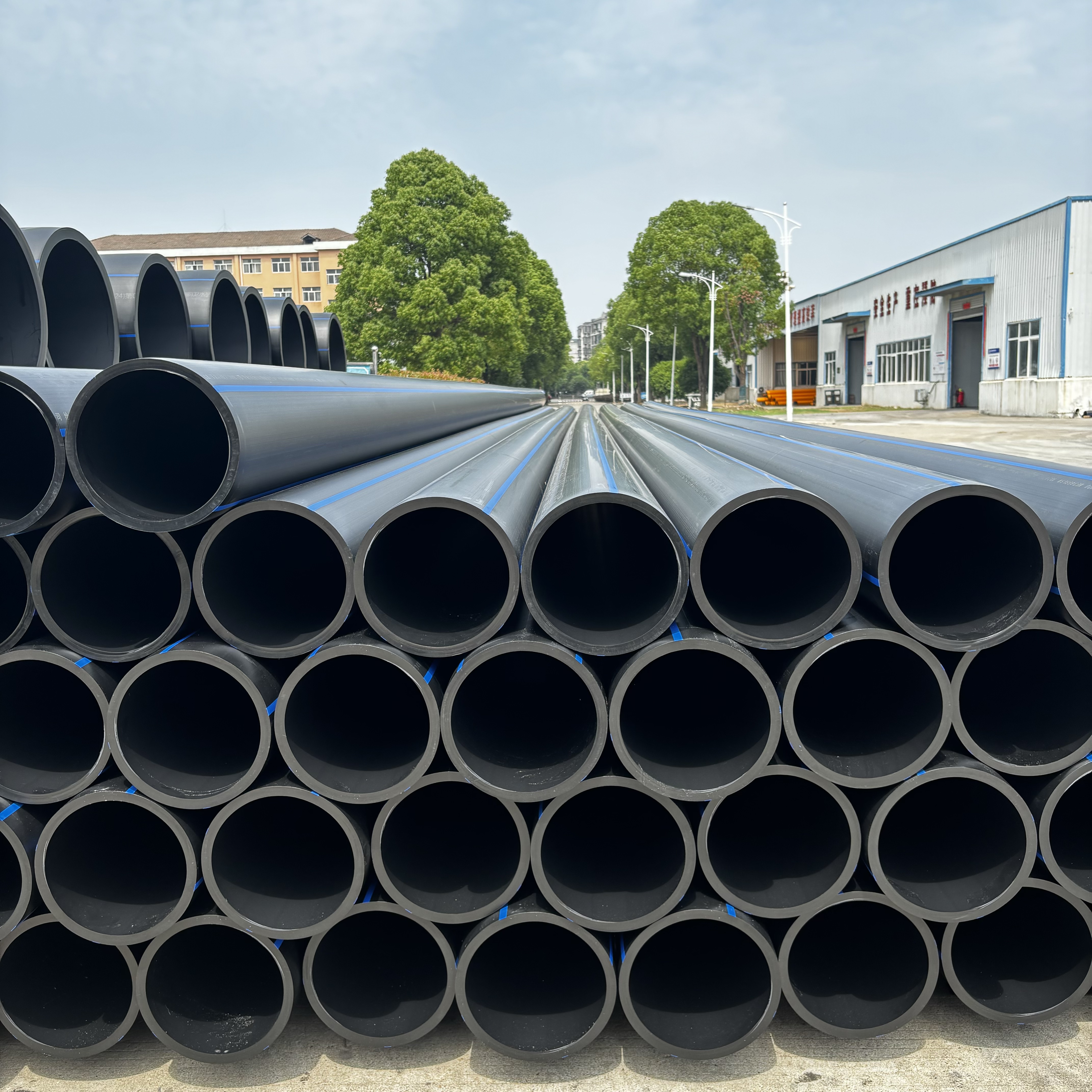 HDPE Гибкие пластиковые трубы с полиуретановым покрытием толщиной 2 мм-150 мм для водоснабжения, ирригационной канализации, газотранспорт