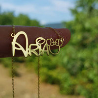 Collar con nombre de ratón de dibujos animados de acero inoxidable con inicial delicada para mujer 316L chapado en oro de 18 quilates con muestra gratis