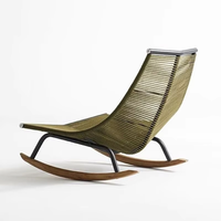 Fauteuil à bascule d'extérieur avec table basse de balcon, chaise longue de jardin, canapé paresseux nordique en rotin pour adulte