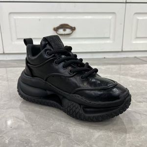 Zapatos de Hombre 2026, Nuevos, con Suela Gruesa, Estilo Retro, de Moda, Casuales - Product Image 2