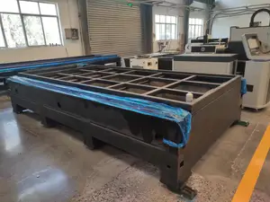 HONGNIU Plate Welded Bed Heavy Duty Cnc Fiber Laser Cutting Machine 2000w 3000w
