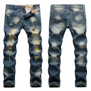 AeeDenim Fábrica Personalizado Rasgado jeans dos homens magro em linha reta tamanho grande moda estilo coreano tendência personalidade mendigo calças compridas