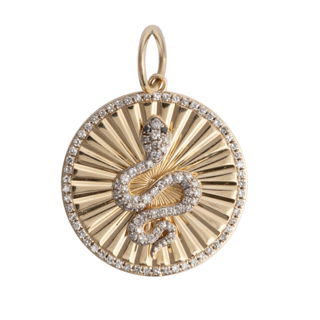Pendentif rond soleil en forme de serpent entièrement incrusté de diamants