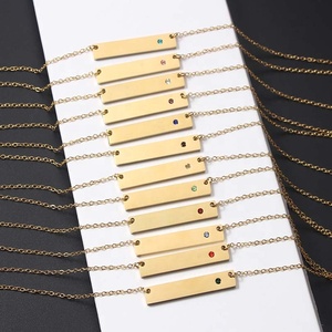Collana Girocollo a Barra da Donna in Acciaio Inossidabile Lucidato a Specchio con 12 Pietre Portafortuna e Strass, Personalizzabile, Argento e Oro - Product Image 1