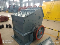 Concasseur à percussion Mega-Tonnage PF-1315 : Concasseur secondaire 250 TPH avec entrée de 680x1520 mm