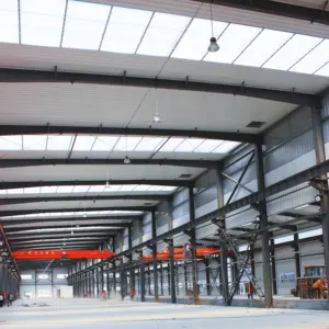 נמוך עלות מסחרי תעשייתי מראש הנדסת פלדה טרומי מבנה מתכת טרומי במפעל מחסן בניין