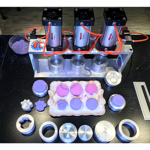 Machine professionnelle pneumatique à double presse pour la fabrication de barres de shampoing – Plusieurs tailles, haute capacité 300 pièces/heure, facile à utiliser - Product Image 5