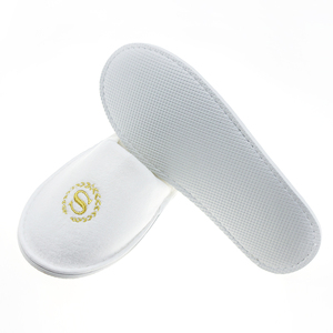 <span class=keywords><strong>Chaussons</strong></span> d'hôtel jetables en polaire corail blanc pur personnalisables, antidérapants, doux et confortables pour les hôtels - Product Image 3