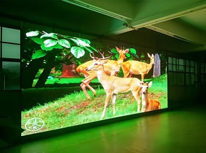 Offre spéciale de vacances HD P3.91 3840Hz écran LED pour <span class=keywords><strong>voiture</strong></span> Showroom 4S magasins fenêtre centre commercial LED affichage publicitaire - Product Image 4