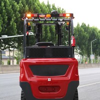Chariot élévateur électrique à quatre roues de 3 tonnes pour expédition en conteneur, approvisionnement en vrac, revêtement anticorrosion, paramètres de travail personnalisés