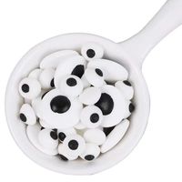Décorations de gâteaux pour Halloween : Confettis solides en forme d'œil, bonbons amusants et créatifs en forme d'œil, célèbres sur Internet, pour décorer les gâteaux et les desserts.
