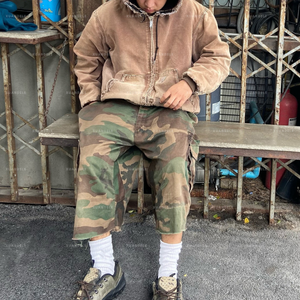 Kustom Hoodie Denim 500GSM pria, jaket hoodie pekerjaan pudar matahari Denim ritsleting atas - Product Image 5