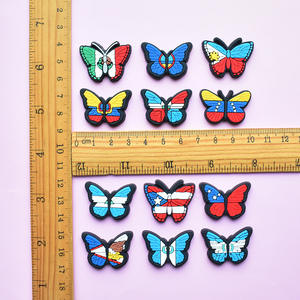 Dibujos animados DIY zapatos hechos a mano accesorios de flores hebillas de bandera nacional de goma suave personalizadas incluye cuentas de silicona y PVC - Product Image 3