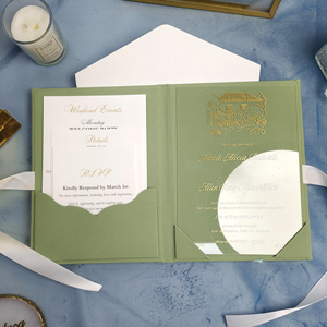 Invitations de mariage personnalisées en velours vert forêt pour impression - Cartes de félicitations haut de gamme pour mariages - Product Image 1