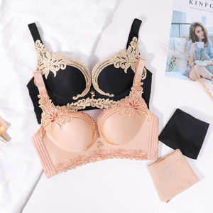 บราเซ็กซี่สำหรับผู้หญิงใหม่2025หน้าอกเล็กชุดชั้นในมาบรรจบกัน - Product Image 4