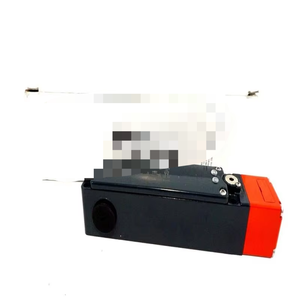 NOUVEAU L200-M1C3-SLM2wbr4-L2G DISPOSITIF DE VERROUILLAGE DE SÉCURITÉ 63000650 L200M1C3SLM24Lwbr2G Nouveau Original Ready Stock Industrial Automation - Product Image 1