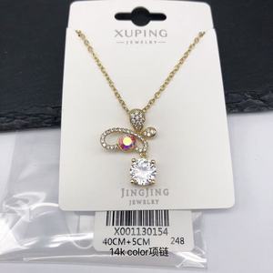 Collier pour femme XUPING Jewelry <span class=keywords><strong>Jingjing</strong></span> plaqué or 14 carats avec pendentif nœud papillon, libellule et zircon cubique synthétique - Product Image 5
