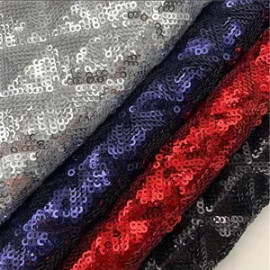 Vente en gros sac chaussures tissu de base épais carré 3mm maille endos PET couture sequin broderie tissu pour tapisserie d'ameublement