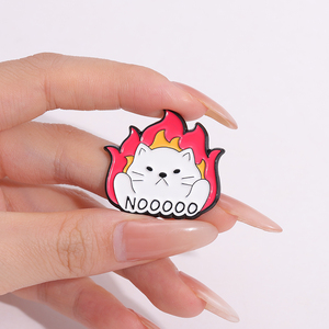 Pin esmaltado de gato gordo blanco bonito, libro de café, <span class=keywords><strong>motosierra</strong></span>, trabajo, insignia de solapa de Animal, broche de Metal divertido, regalo al por mayor - Product Image 4