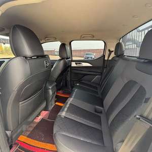 Great Wall Poer Diesel 2015 2.0L 54000KM Pick-up d'<span class=keywords><strong>occasion</strong></span> 4x4 Automatique Cuir R20 Foncé Prix Abordable pour le Marché Africain - Product Image 4