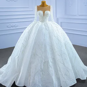 Abiti da sposa eleganti a sirena con scollo a barchetta elegante da donna con spalle scoperte